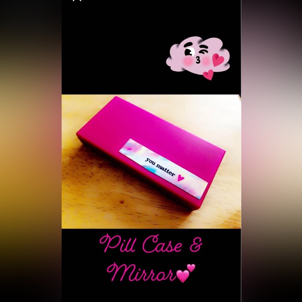 Pink Travel Pill Case